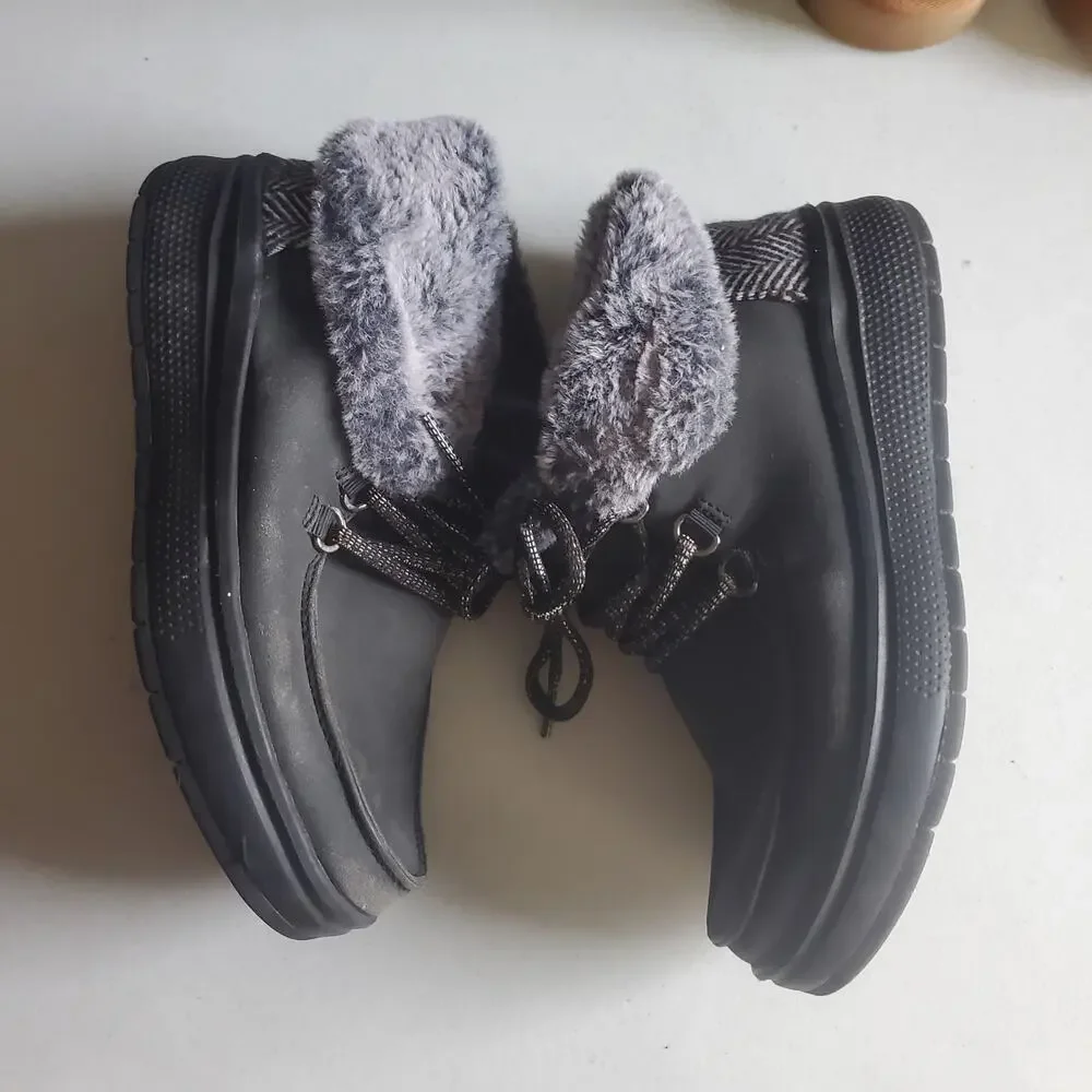 BOBs by Sketchers Womens Gray Fur trimmed Bootie Size 5.5 Csbincore Granny Boho